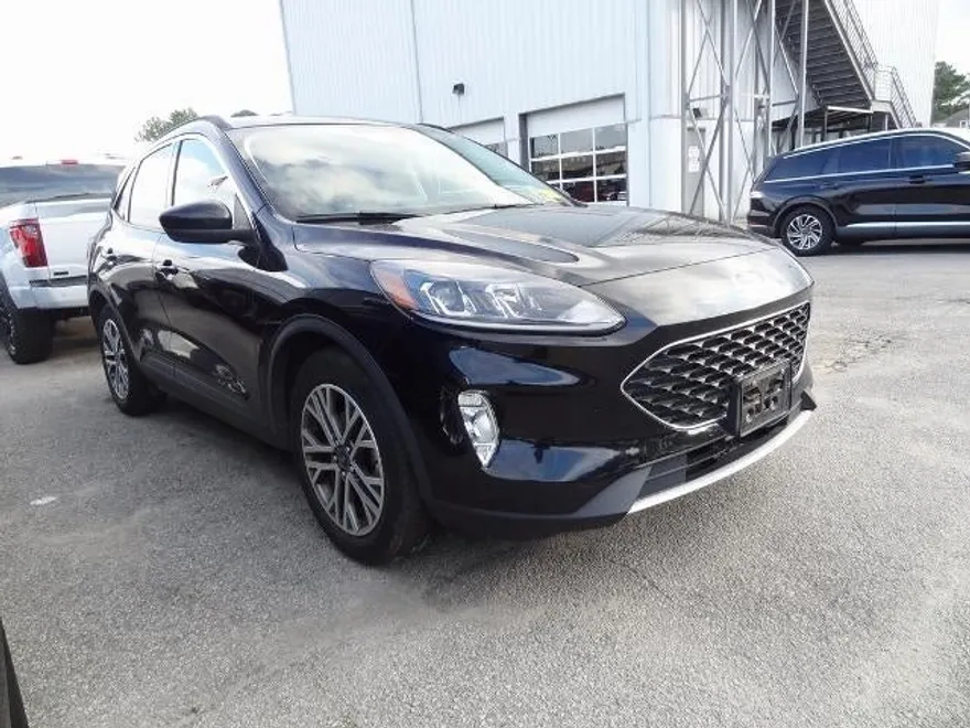 2021 Ford Escape SEL photo 1