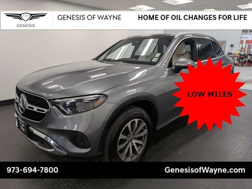 2023 Mercedes Benz GLC 300 4MATIC photo 1