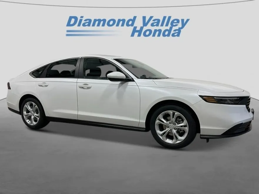 2025 Honda Accord LX photo 1