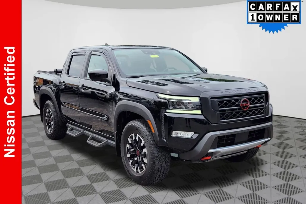 2023 Nissan Frontier PRO-4X photo 1