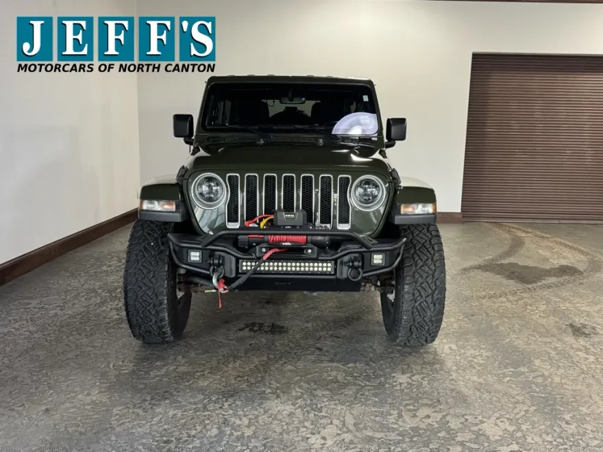 2021 Jeep Wrangler Unlimited Sahara photo 1
