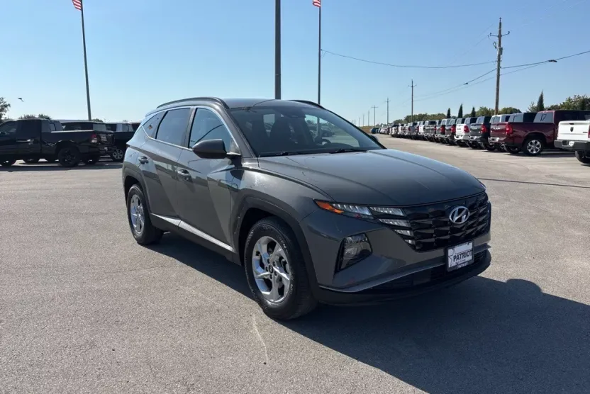 2024 Hyundai Tucson SEL photo 1