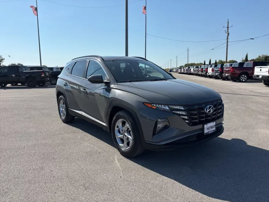 2024 Hyundai Tucson SEL photo 1