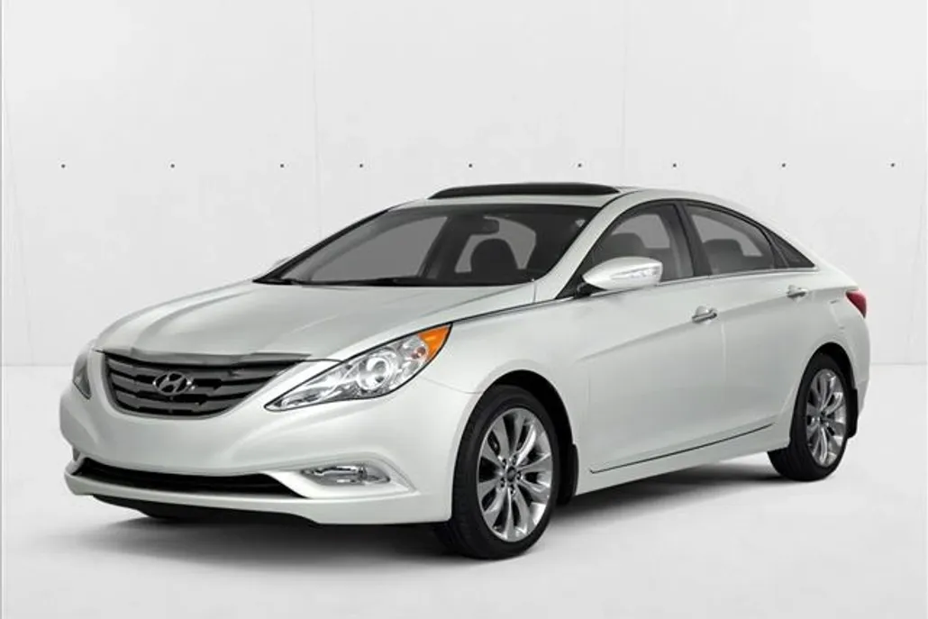 2013 Hyundai Sonata SE photo 1