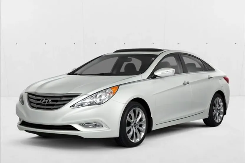 2013 Hyundai Sonata SE photo 1