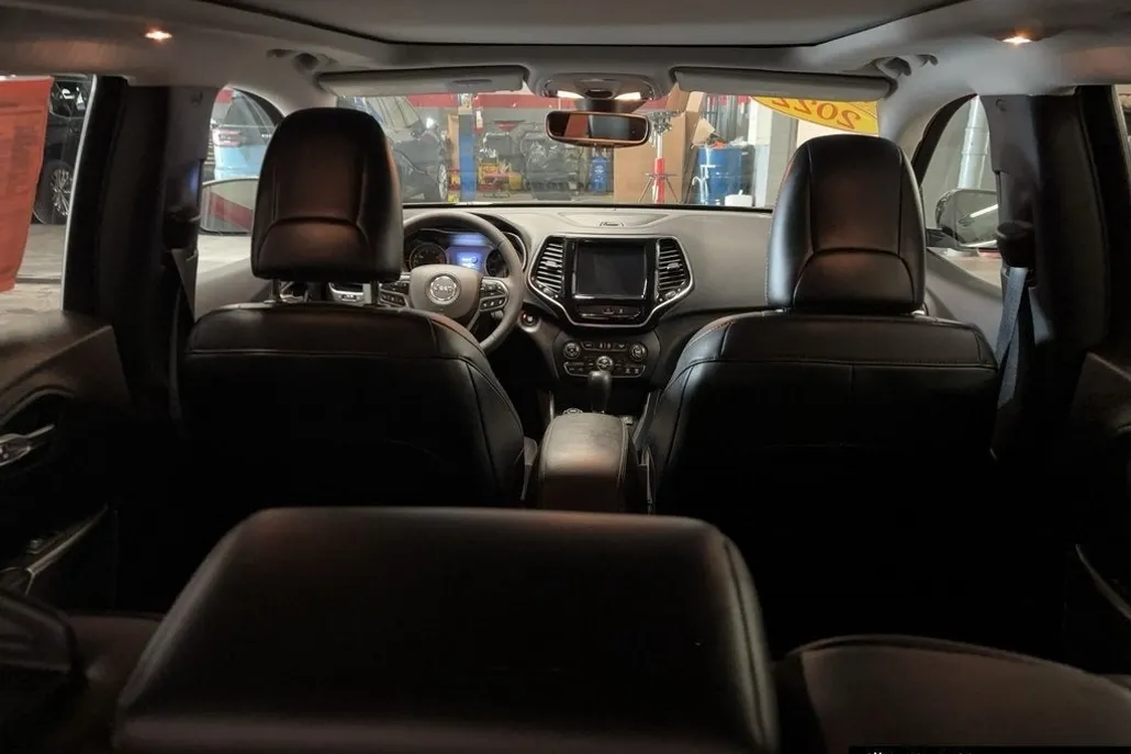 2022 Jeep Cherokee Limited photo 1