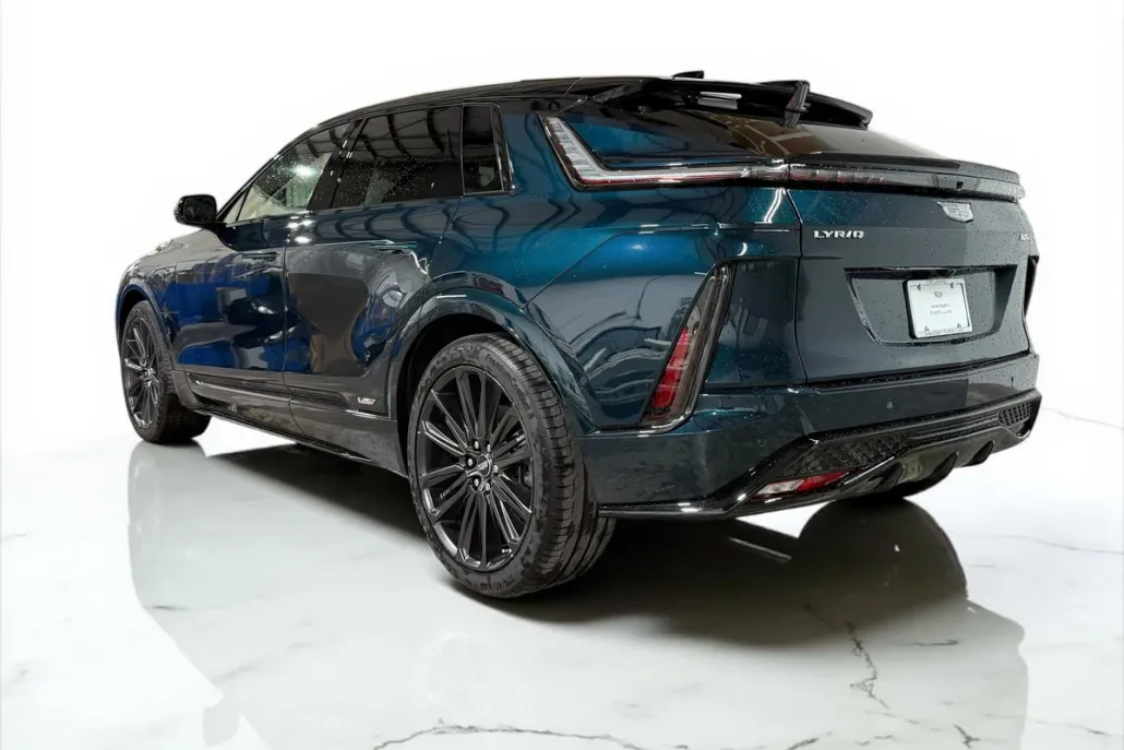 2026 Cadillac Lyriq photo 1