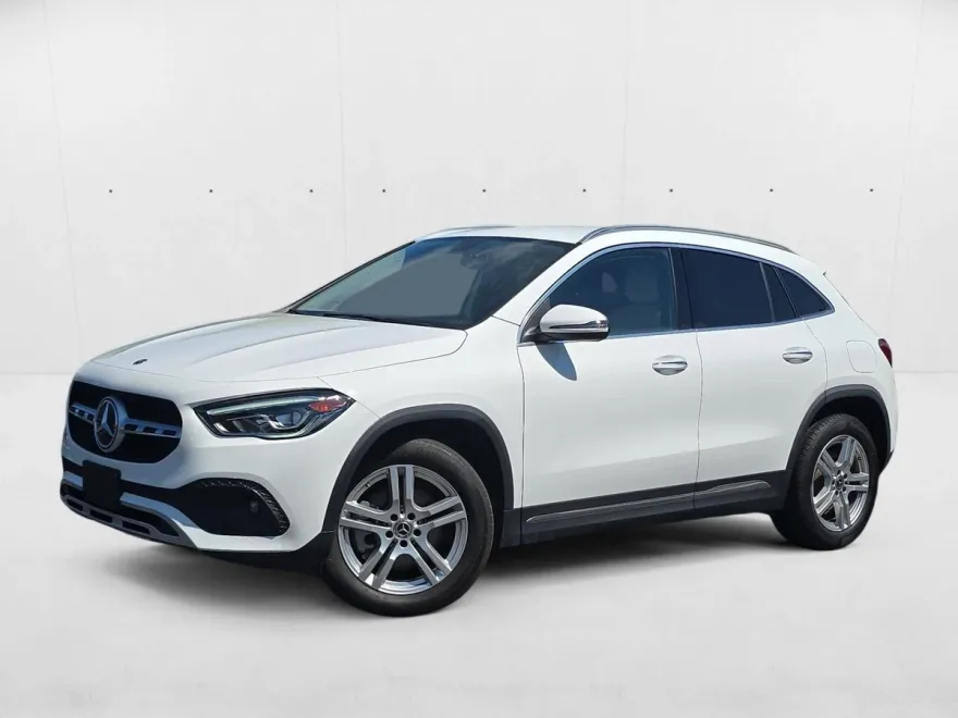 2022 Mercedes Benz GLA 250 4MATIC photo 1