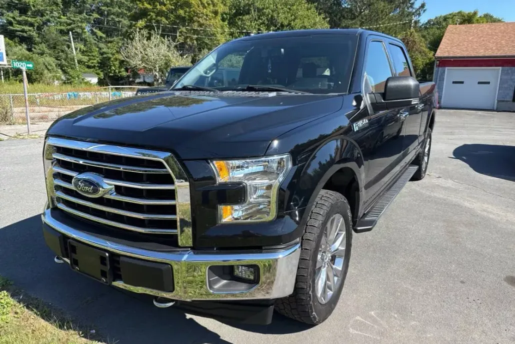 2017 Ford F-150 photo 1