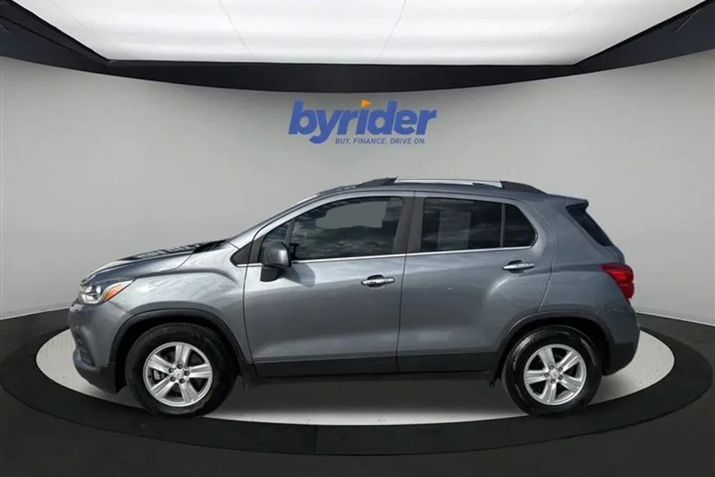 2019 Chevrolet Trax LT photo 1