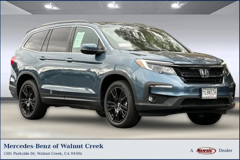 2022 Honda Pilot Special Edition photo 1