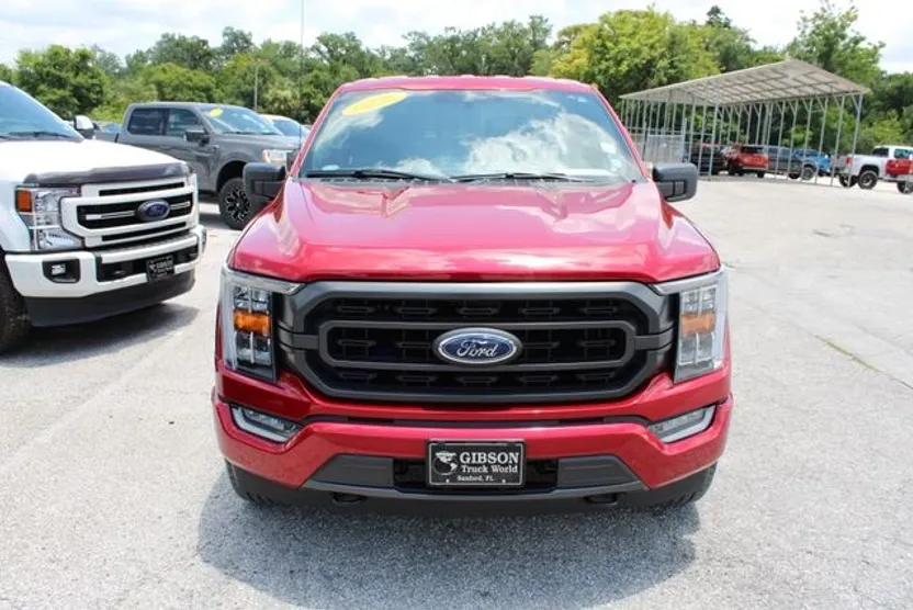 2021 Ford F-150 XLT FX4 photo 1