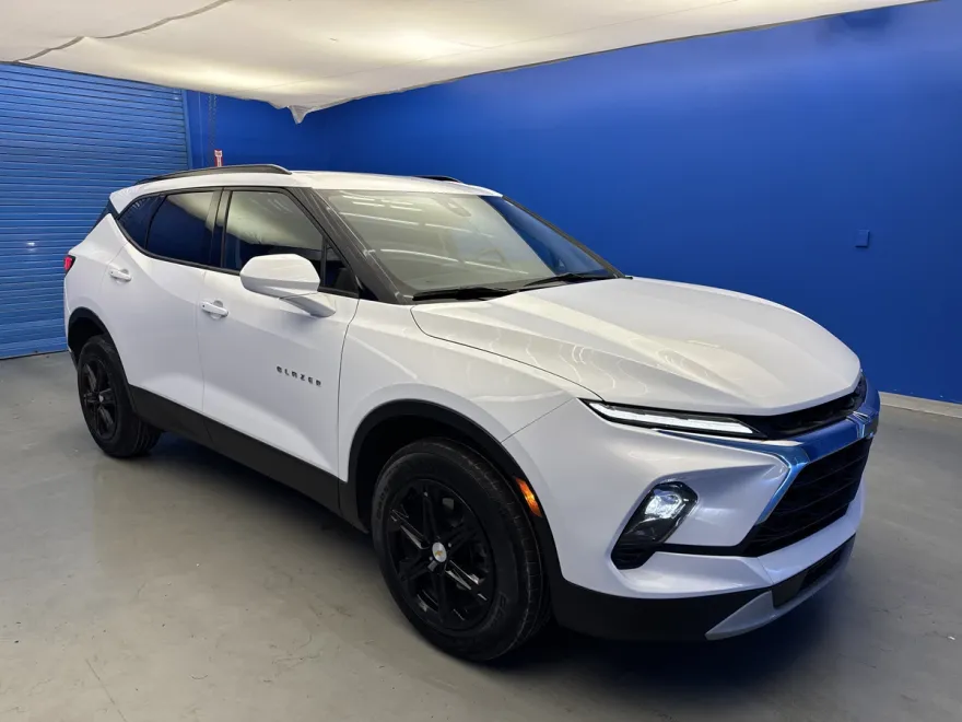 2024 Chevrolet Blazer 2LT photo 1