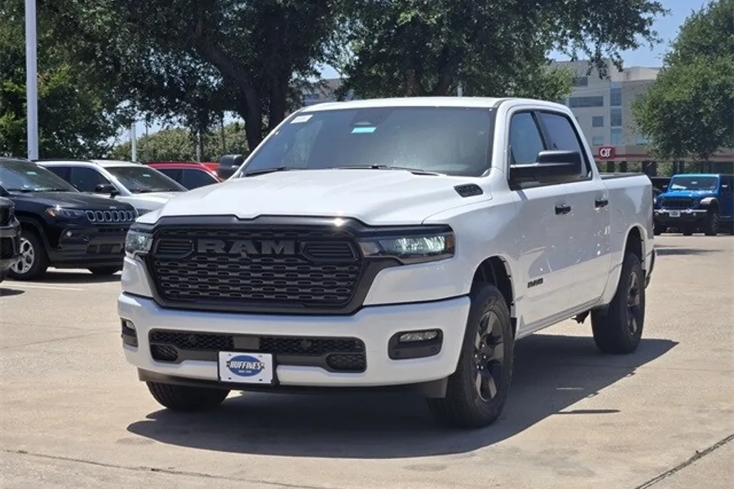 2025 Ram 1500 Tradesman photo 1