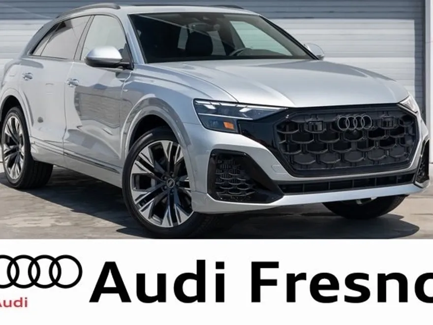 2025 Audi Q8 55 Premium Plus photo 1