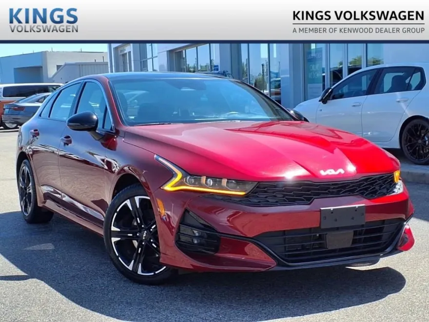 2023 Kia K5 GT-Line photo 1