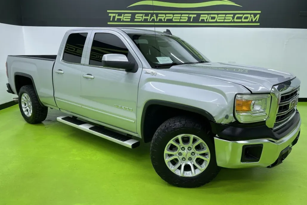 2015 Gmc Sierra 1500 SLE photo 1