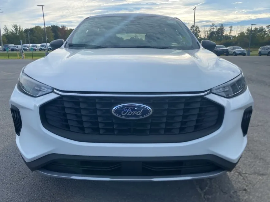2025 Ford Escape Active photo 1