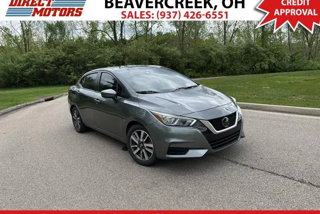 2021 Nissan Versa SV photo 1