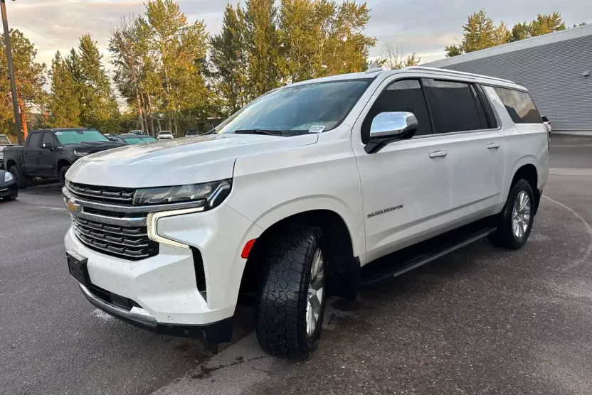 2021 Chevrolet Suburban Premier photo 1