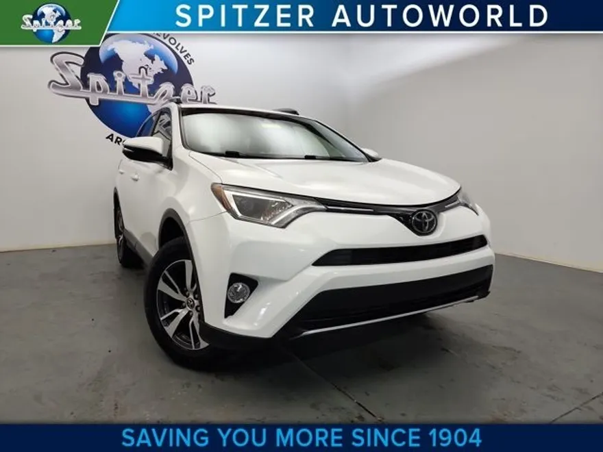 2018 Toyota RAV4 Adventure XLE photo 1