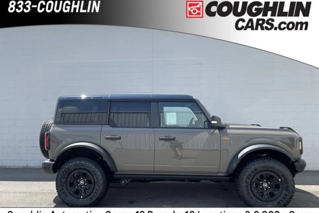 2025 Ford Bronco Badlands photo 1
