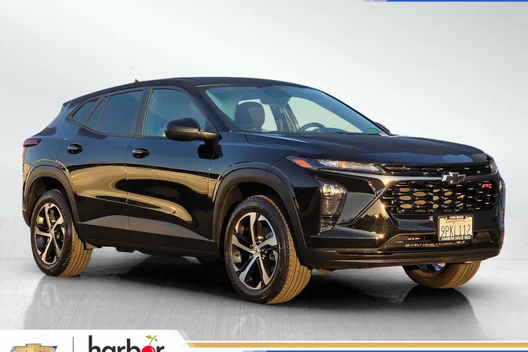 2024 Chevrolet Trax photo 1