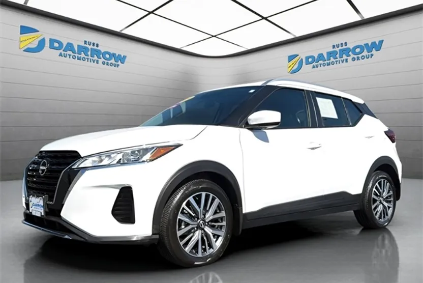 2023 Nissan Kicks SV photo 1