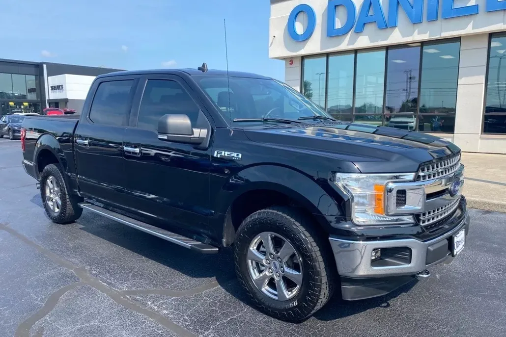 2020 Ford F-150 XLT photo 1