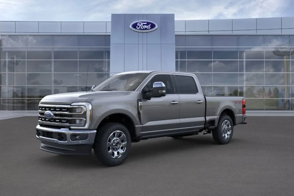 2025 Ford F-350 Lariat photo 1