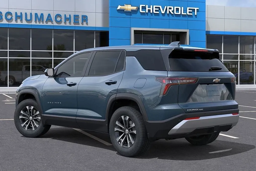 2026 Chevrolet Equinox LT photo 1