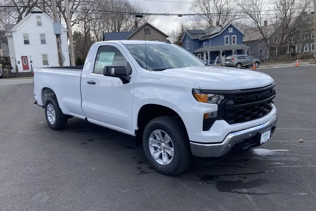 2025 Chevrolet Silverado 1500 photo 1