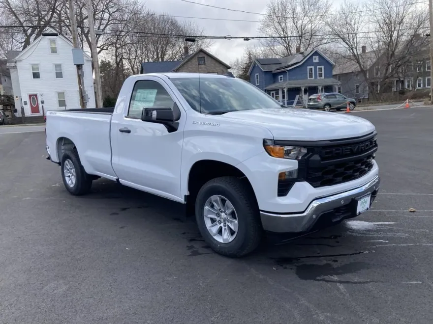 2025 Chevrolet Silverado 1500 photo 1