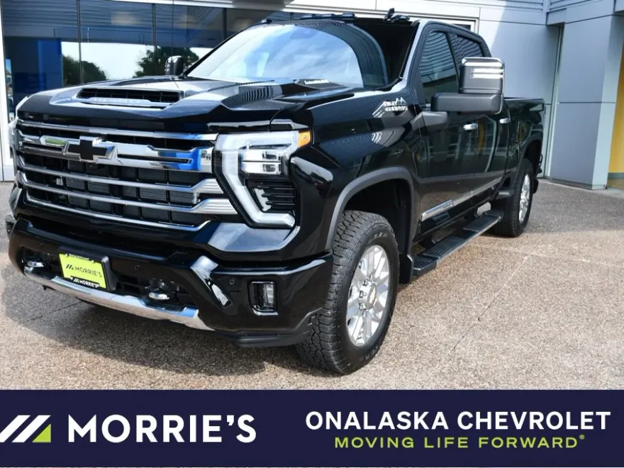 2025 Chevrolet Silverado 3500HD High Country photo 1