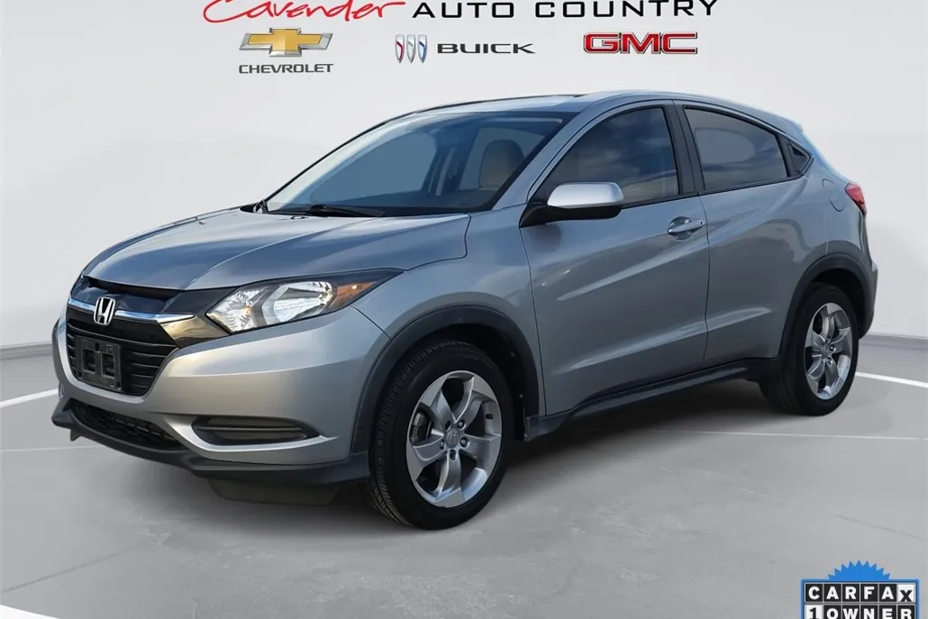2017 Honda HR-V LX photo 1