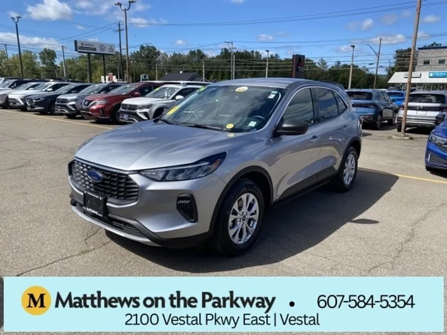 2024 Ford Escape Active photo 1
