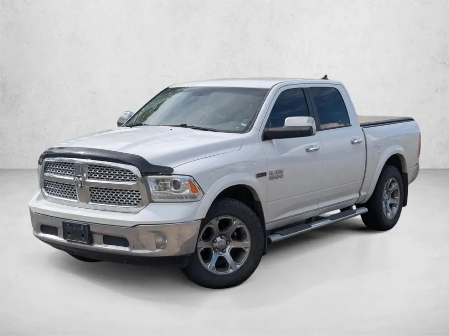 2014 Ram 1500 Laramie photo 1