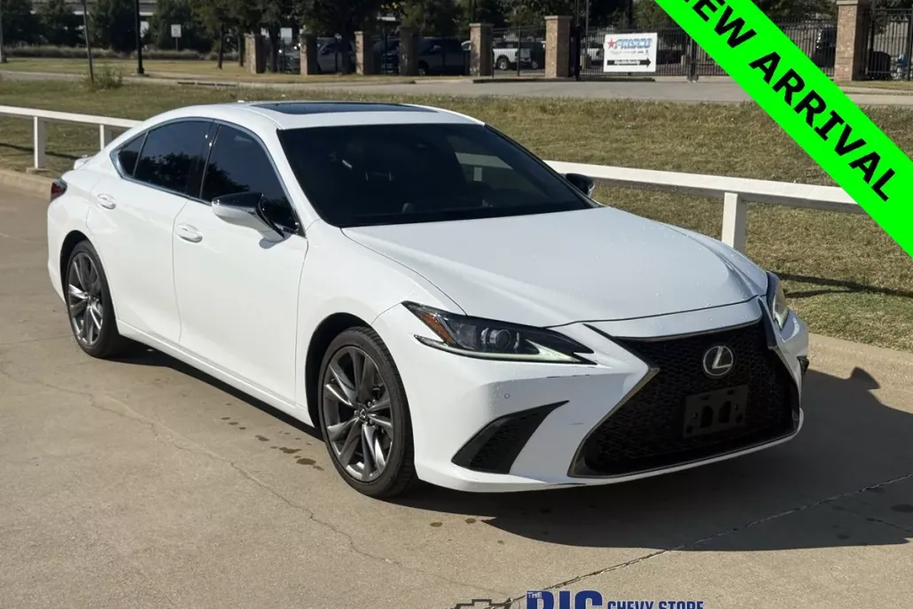 2019 Lexus ES 350 photo 1