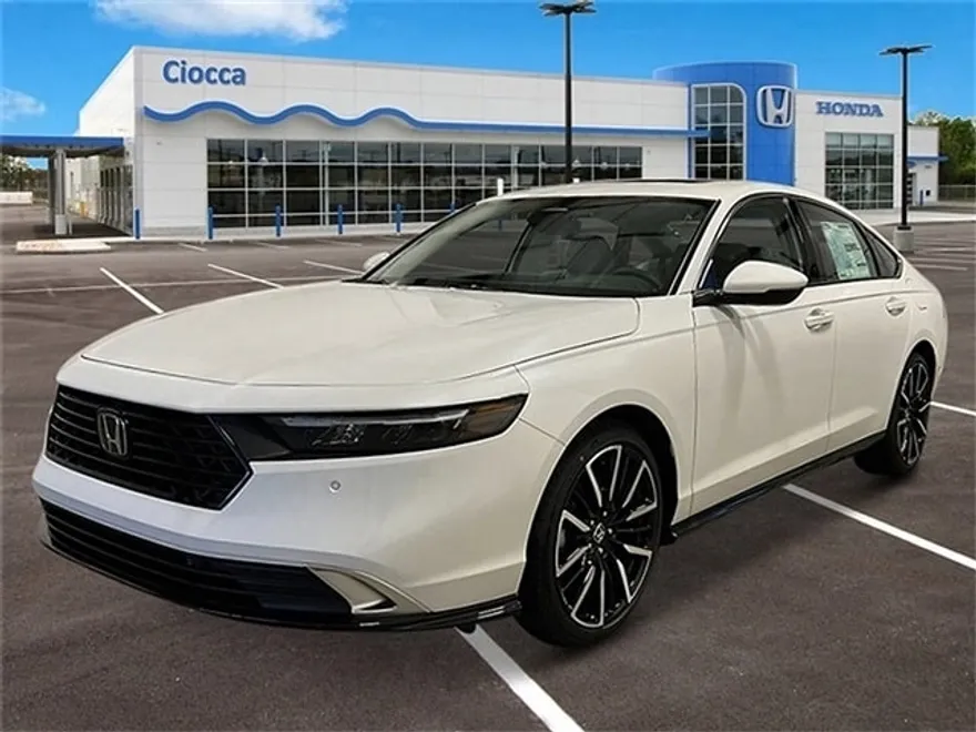 2025 Honda Accord Hybrid Touring photo 1
