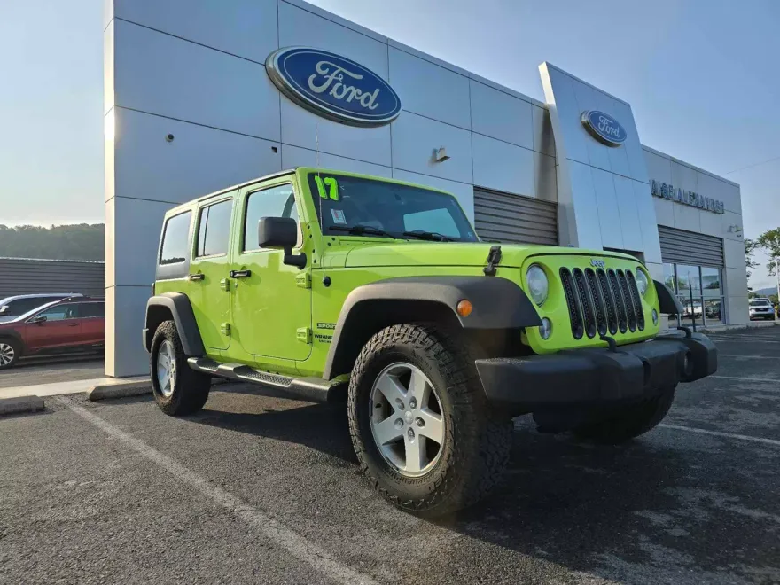 2017 Jeep Wrangler Unlimited Sport photo 1