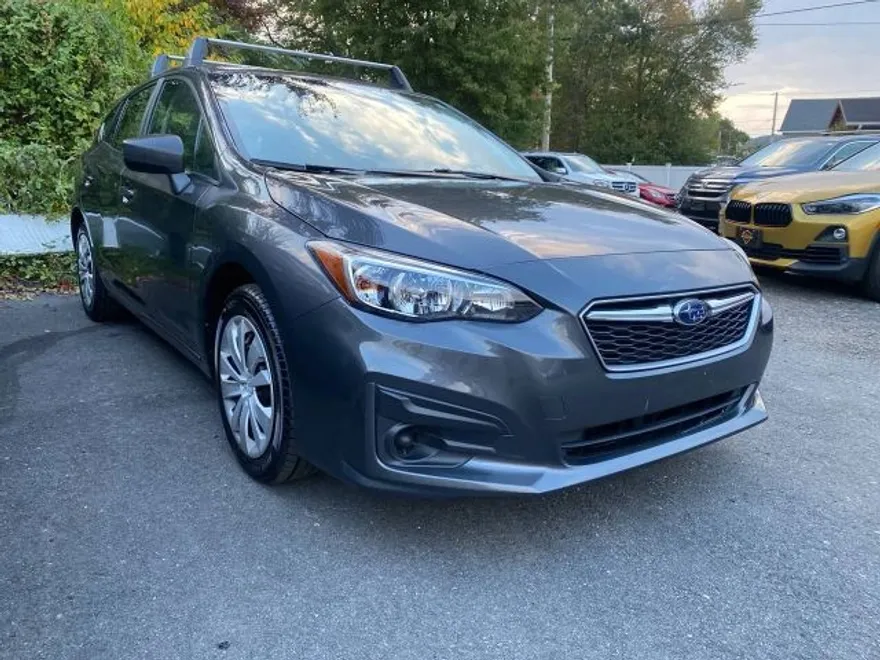 2019 Subaru Impreza 2.0i photo 1
