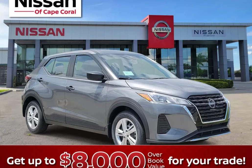 2025 Nissan Kicks Play S photo 1