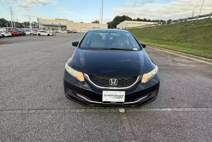 2015 Honda Civic LX photo 1