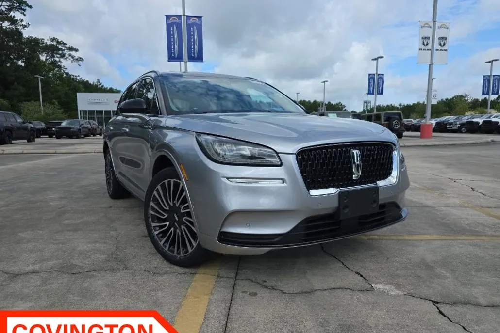2021 Lincoln Corsair Standard photo 1