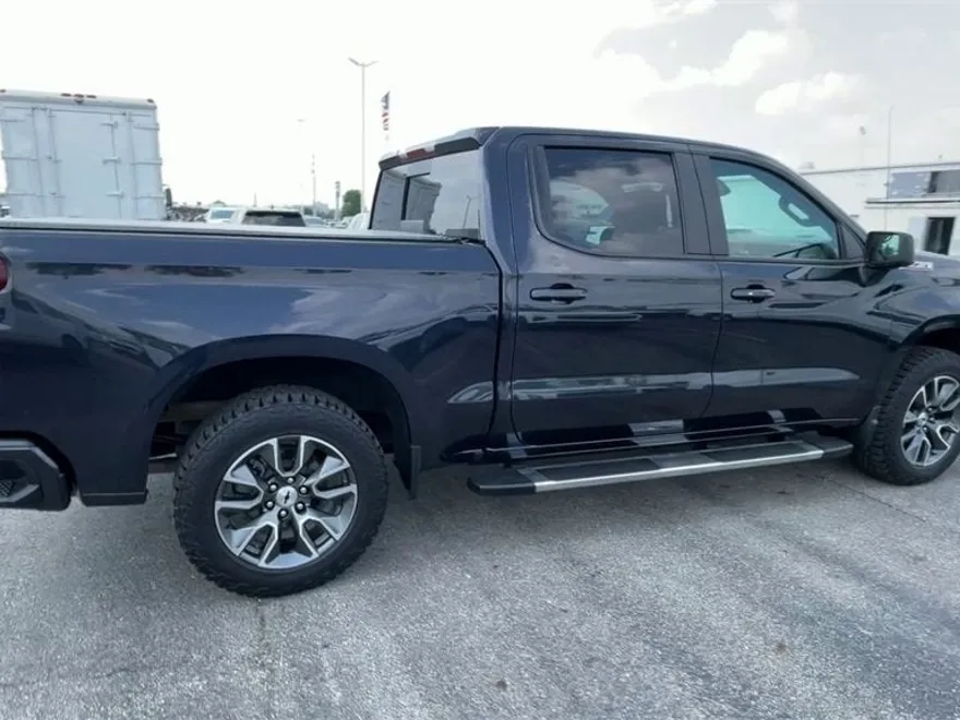 2022 Chevrolet Silverado 1500 RST photo 1