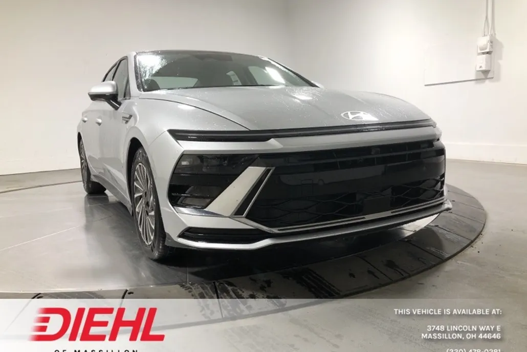 2025 Hyundai Sonata Hybrid Limited photo 1