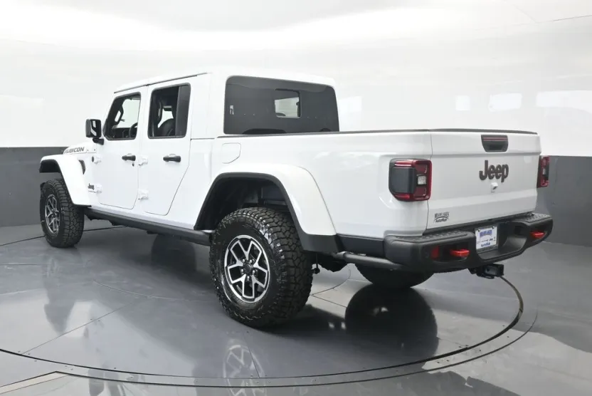 2025 Jeep Gladiator Rubicon photo 1