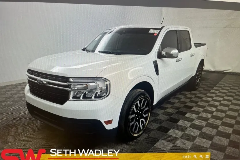 2022 Ford Maverick Lariat photo 1