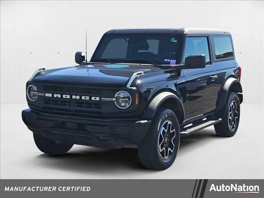 2023 Ford Bronco Base photo 1