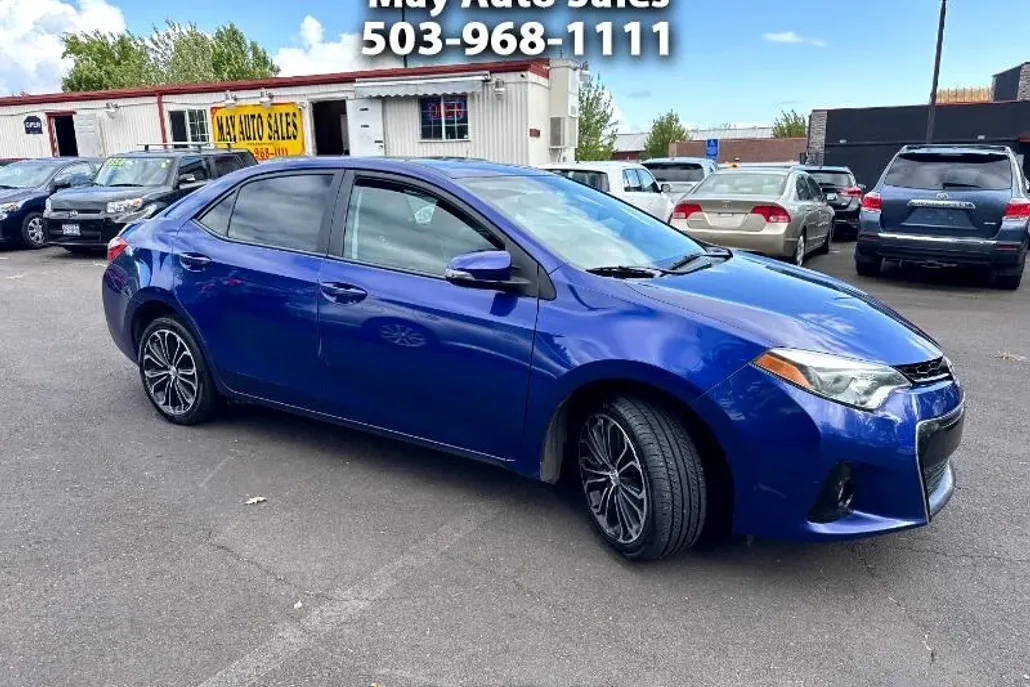 2014 Toyota Corolla Plus photo 1